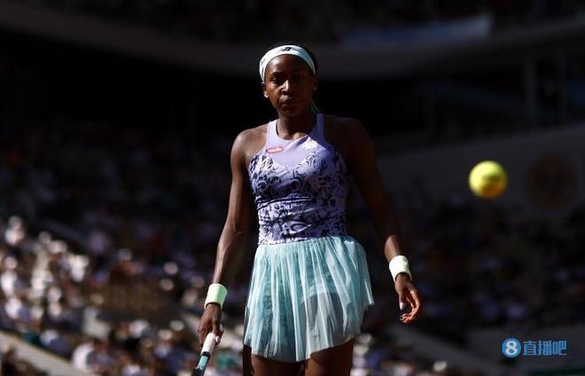 都展现了其 都展现了其