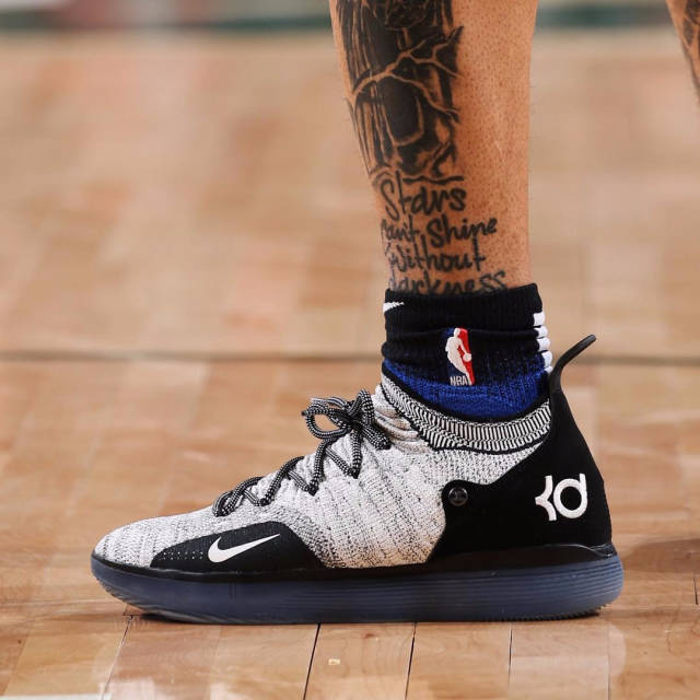 前插中场 前插中场